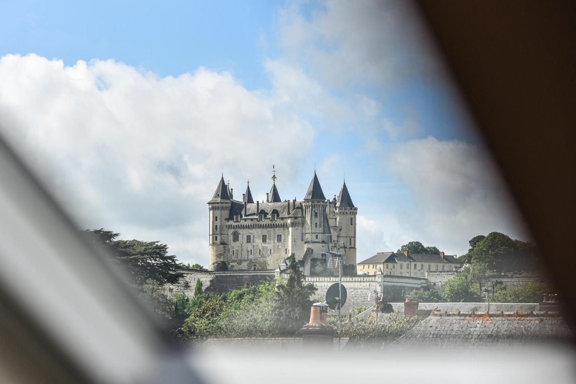 Appartement Spacieux Et Lumineux - Centre - Bord Loire - Climatisation - Wifi - Tout Confort 쏘뮤흐 외부 사진