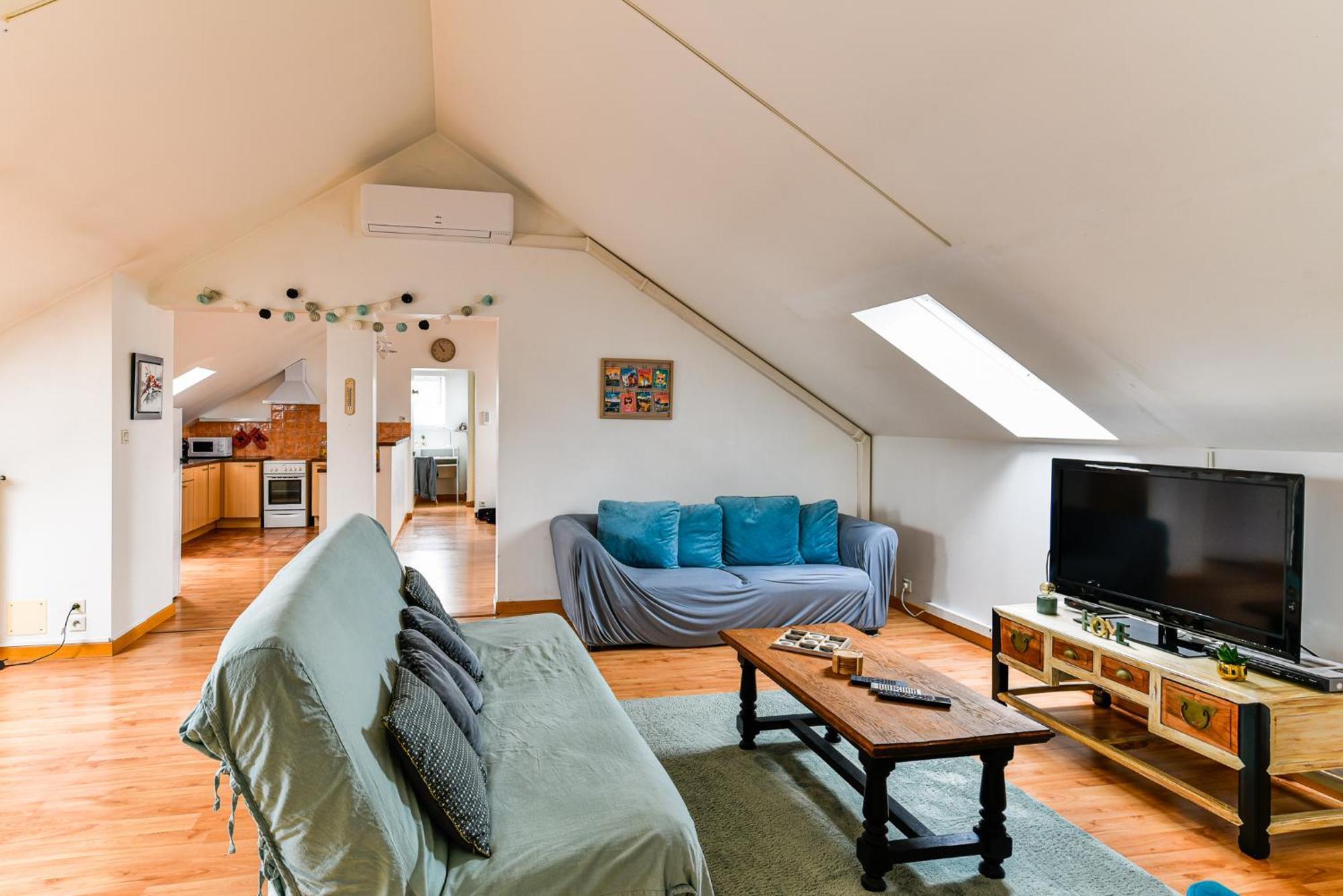 Appartement Spacieux Et Lumineux - Centre - Bord Loire - Climatisation - Wifi - Tout Confort 쏘뮤흐 외부 사진
